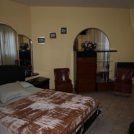 Hotel Francisco Javier โอโกรูญา ภายนอก รูปภาพ